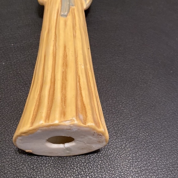 Hand painted Porcelain Angel Trio Table Decor. - Picture 11 of 11